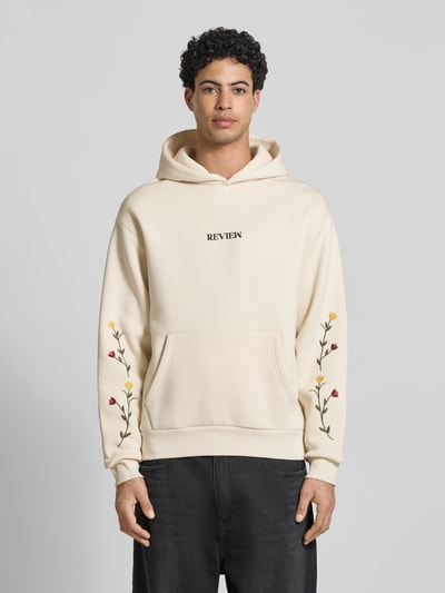 REVIEW Regular Fit Hoodie mit Logo-Stitching Ecru 4