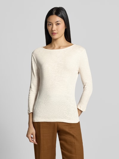 Kobiece model nosi Longsleeve mit 3/4-Arm von Christian Berg Woman z bawełny, prosty krój, okrągły dekolt, długość tyłu 56 cm, Ganzkörperansicht von vorne