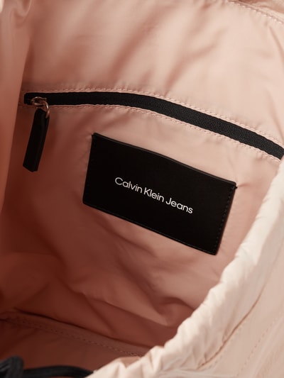 Calvin Klein Jeans Rucksack mit Logo Rose 4