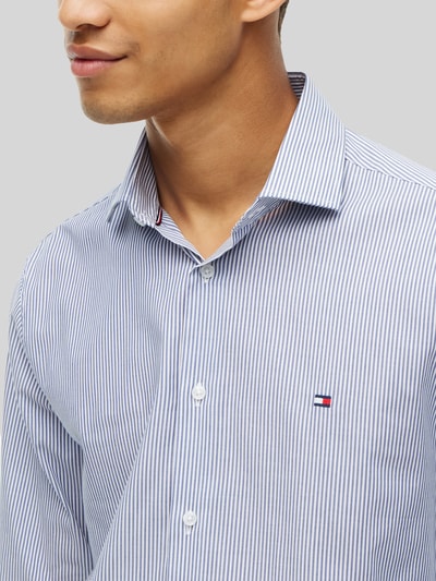 Tommy Hilfiger Slim Fit Businesshemd mit Logo-Stickerei Royal 3
