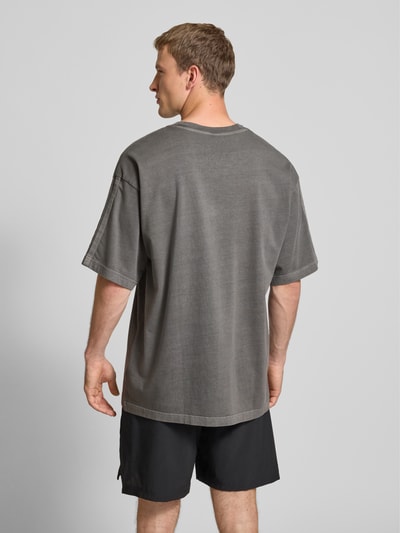 adidas Sportswear Relaxed Fit T-Shirt mit Logo-Stitching Black 5