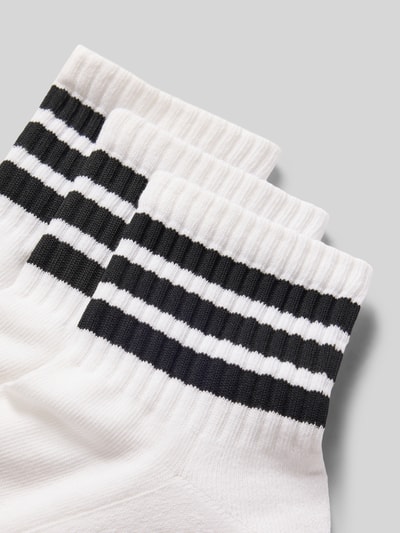 Produktfoto, Strümpfe aus Baumwoll-Mix im 3er-Pack von adidas Sportswear mit Optik: Unifarben, Logo-Print, Kontraststreifen, Bundabschluss: Gerippt, Multipack: 3er-Pack, Materialverarbeitung: Feinstrick, Material: Baumwoll-Mix.