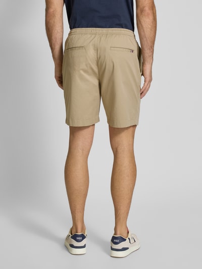 Tommy Hilfiger Regular Fit Shorts aus Baumwoll-Elasthan-Mix Kitt 5