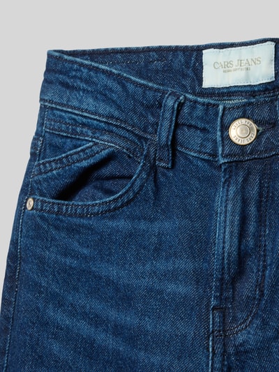 Produktfoto, Straight Fit Jeans mit Logo-Patch Modell 'Mara' von CARS JEANS, granatowy, mieszanka bawełny, 5 kieszeni, zapięcie na guzik i zamek błyskawiczny, szerokość w rozmiarze 140: 32 cm, długość wewnętrzna nogawki: 65 cm