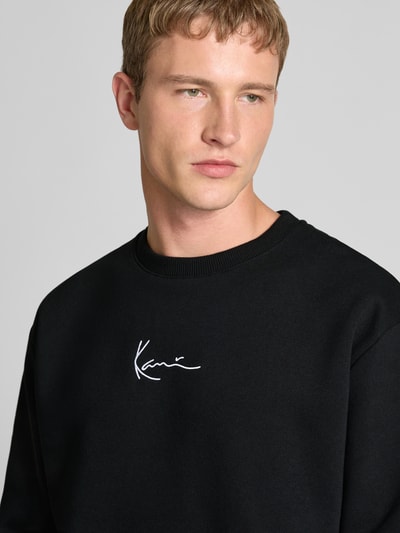 KARL KANI Bluza o kroju regular fit z wyhaftowanym logo model ‘Crew’ Czarny 3