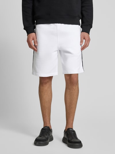 Lacoste Regular Fit Sweatshorts mit Galonstreifen Weiss 4