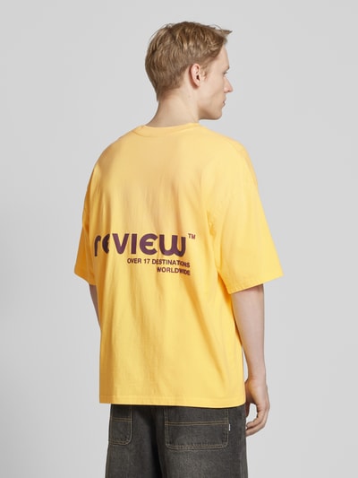 REVIEW T-Shirt mit Label-Print Pastellgelb 5
