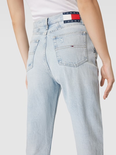 Tommy Jeans Mom fit jeans in destroyed-look Lichtblauw - 3
