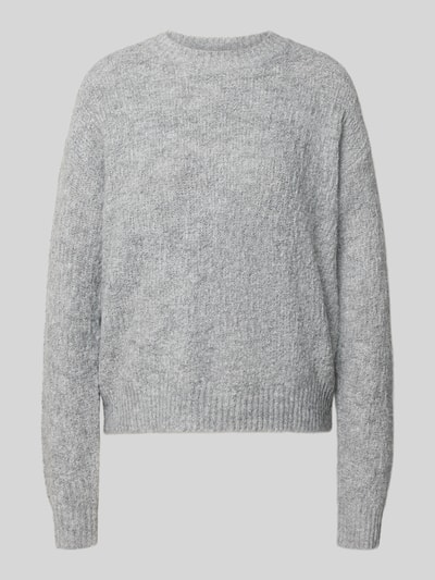 Produktfoto, Regular Fit Strickpullover aus elastischem Woll-Mix von Apricot in Hellgrau mit Rundhalsausschnitt, gerippte Abschlüsse
