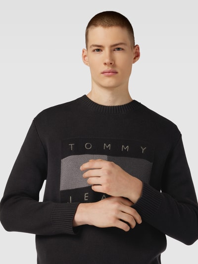 Tommy Jeans Sweter z dzianiny z napisem z logo model ‘TONAL FLAG’ Czarny 3