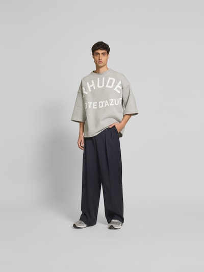 RHUDE Oversized T-Shirt mit Label-Print Hellgrau Melange 1