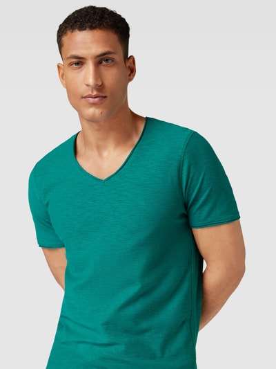 MCNEAL T-shirt o kroju regular fit z bawełny z dekoltem w serek Jabłkowozielony 3
