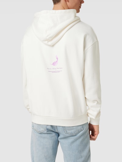 Mister Tee Oversized Hoodie mit Motiv-Print Modell 'VIVE LE LIBERTÉ' Offwhite 5