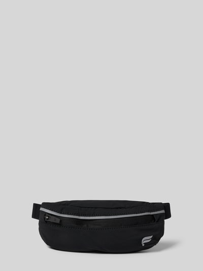 Produktfoto, Gürteltasche mit Logo-Print von Fabletics, schwarz, elastischer Material-Mix, reflektierender Print, szerokość w rozmiarze 1: 21 cm, długość 9 cm, głębokość 5 cm, długość paska 56 cm.