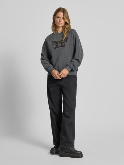 Tommy Jeans Boxy Fit Sweatshirt aus reiner Baumwolle Anthrazit 1