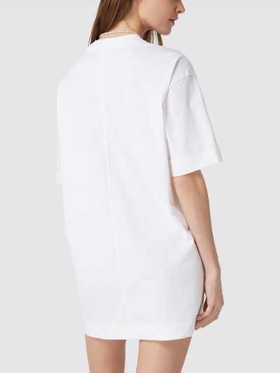 Calvin Klein Performance Relaxed Fit T-Shirt-Kleid mit Label-Print Weiss 5