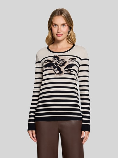 Betty Barclay Langarmshirt mit appliziertem Frontmotiv Sand 4