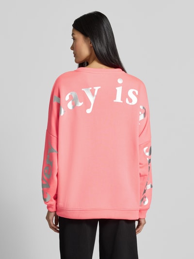 miss goodlife Bluza o kroju oversized z mieszanki bawełny model 'Everyday' Mocnoróżowy 5