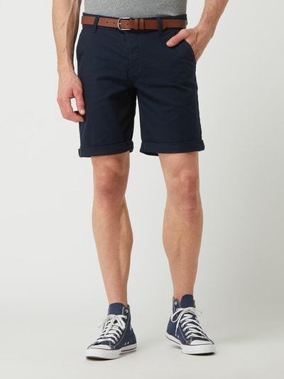 REVIEW Chino-Shorts mit Gürtel Dunkelblau 4