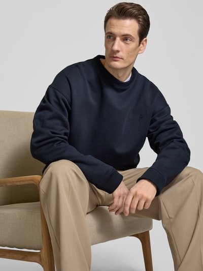 Drykorn Sweatshirt mit Motiv-Stitching Modell 'KARIO' Marine 3