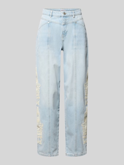 Produktfoto, Wide Fit Jeans mit floralem Spitzenbesatz von Jake*s Casual, hellblaue Baumwolle, gerade Form, sichtbare Taschen, Jeansstruktur