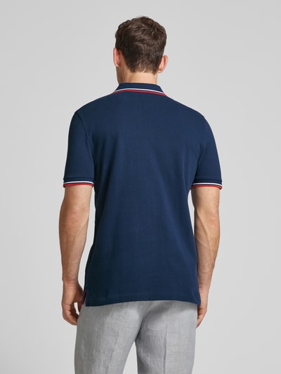 Christian Berg Men Poloshirt mit Label-Detail Dunkelblau 5