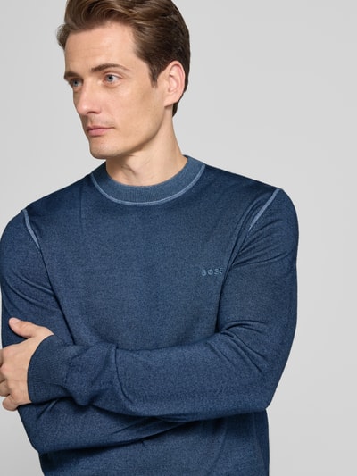 BOSS Orange Sweter o kroju regular fit z dzianiny z czystej, żywej wełny model ‘ASTEFO’ Szaroniebieski 3