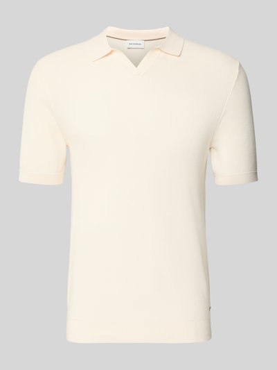 Produktfoto, Slim Fit Poloshirt mit Viskose-Anteil von Roy Robson in Cremeweiß mit Strick-Optik, Polokragen, Kurzärmelig, Strukturmuster, elastische Abschlüsse, Rückenlänge bei Größe M 67 cm, Ärmellänge Größe M 27 cm, Baumwoll-Mix mit Viskose-Anteil.