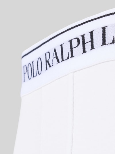 Produktfoto, weißer Baumwoll-Stoff mit schwarzem Logo-Schriftzug auf elastischem Bund, glatte Struktur, Trunks aus Baumwoll-Mix Modell 'CLSSIC TRUNK-3 PACK' von Polo Ralph Lauren, Herren Pant & Trunk von Polo Ralph Lauren Underwear