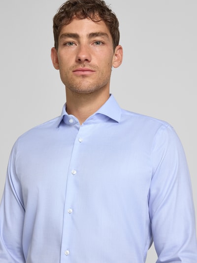 BOSS Regular Fit Businesshemd aus reiner Baumwolle Modell 'H JOE SPREAD' Bleu 3
