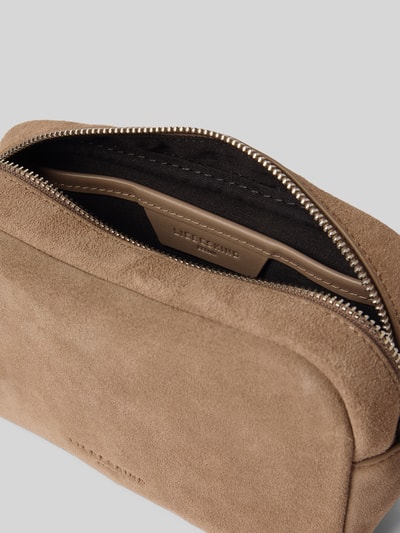 LIEBESKIND BERLIN Handtasche mit Label-Detail Modell 'Ella' Taupe 5