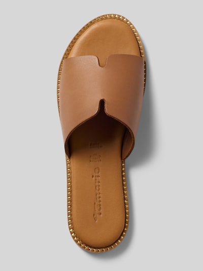 Produktfoto, Pantoletten aus echtem Leder von Tamaris, Optik: Metalic, Schuhspitze: offen, abgerundet, Absatzform: Blockabsatz, Applikation: Ziersteinbesatz, Verschluss: Schlupf/offen, Sohle: strukturiert, Material: Leder