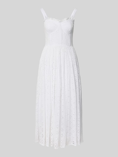Produktfoto, weißes Midikleid mit Allover-Lochstickerei von LACE & BEADS aus reiner Baumwolle, taillierter Passform und Falten-Optik