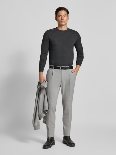 SELECTED HOMME Sweter z dzianiny o kroju regular fit z czystej bawełny model ‘BERG’ Ciemnoszary 1