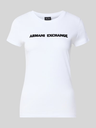 Produktfoto, Slim Fit T-Shirt aus reiner Baumwolle von Armani Exchange, damski t-shirt, czysta bawełna, krój slim fit, detal z logo, okrągły dekolt, długość tyłu w rozmiarze S: 59 cm