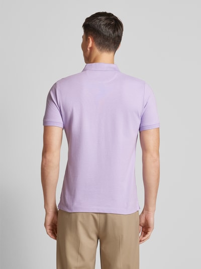 s.Oliver RED LABEL Regular Fit Poloshirt aus Baumwoll-Piqué mit Label-Stitching Lavender 5