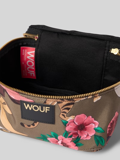 WOUF Kosmetiktasche mit Logo-Patch Modell 'Rodeo' Oliv 3