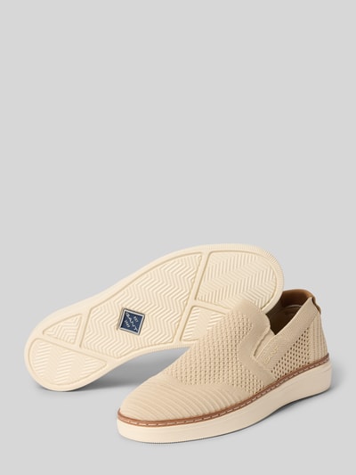 Produktfoto, Sneaker mit Strukturmuster Modell 'San Prep' von Gant in Beige mit abgerundeter Form, strukturierter Sohle, Label-Detail, Herren, Absatzhöhe 4 cm, Schafthöhe 7 cm, Schaftweite 7 cm.