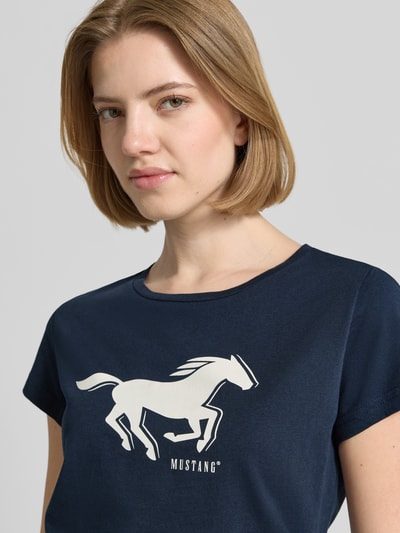 Mustang męski t-shirt o kroju regular fit z nadruk z logo model 'Loa' Czarny 3