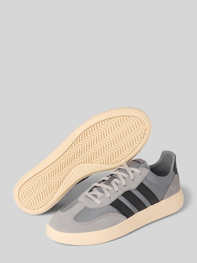 adidas Sportswear Sneaker aus Leder-Textil-Mix Modell 'BARREDA DECODE' Hellgrau 4