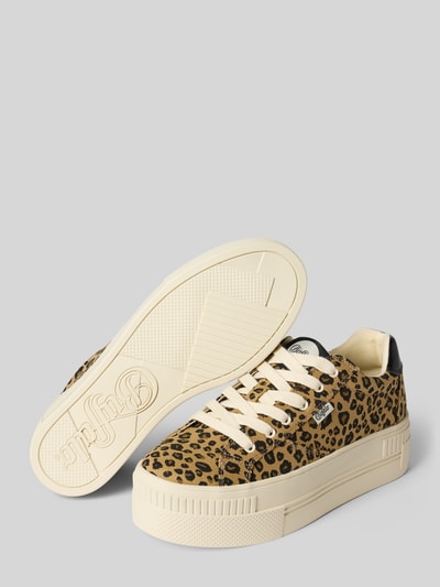 Productfoto, Sneaker met Allover-Animal-Print van Buffalo, afgeronde fit, logo-detail, vetersluiting, plateauzool, beige met zwarte luipaardprint, hakhoogte 5 cm, schachthoogte 7 cm, schachtwijdte 9 cm, grof textuur, beige zool met reliëf.