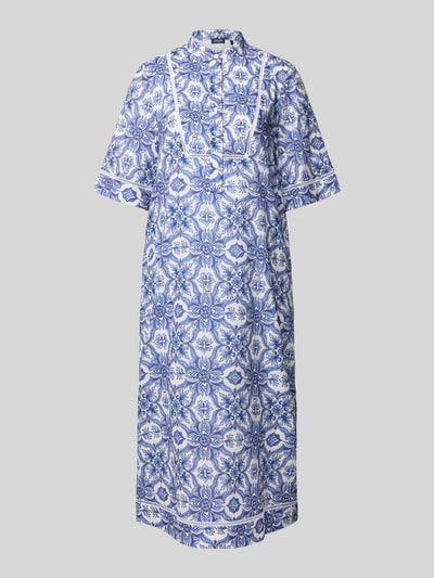 Produktfoto, Midikleid mit verdeckter Knopfleiste Modell 'Desa' von JOOP! aus reiner Baumwolle im blau-weiß gemusterten Allover-Look, gerader Schnitt, Stehkragen, mittellange Ärmel, strukturierte Oberfläche.