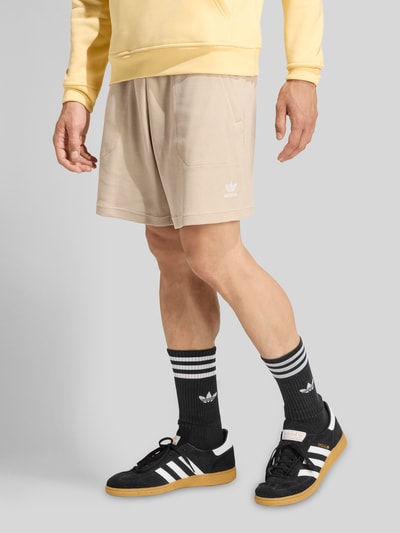 adidas Originals Regular Fit Trainingsshorts mit elastischem Bund Beige 4