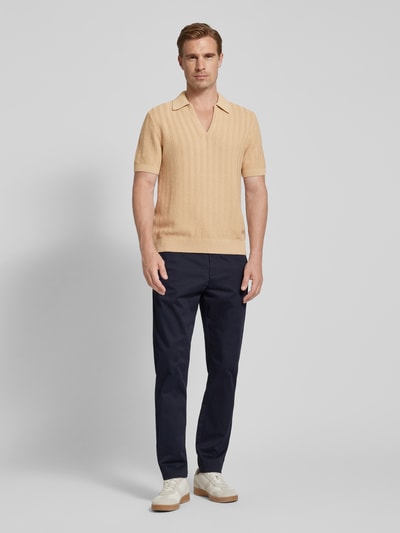 Mango Poloshirt mit Umlegekragen und V-Ausschnitt Beige 1