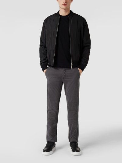 BOSS Orange Slim Fit Chino mit Stretch-Anteil Anthrazit 1