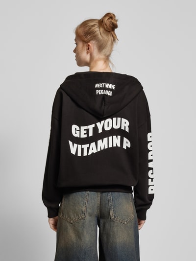 Pegador Oversized Sweatjacke mit Label-Print Modell 'VINYA' Black 5