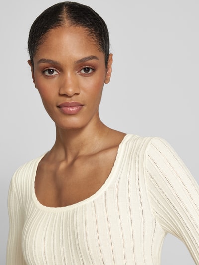 Vero Moda Slim Fit Strickpullover mit Viskose-Anteil Modell 'CECILIE' Offwhite 3