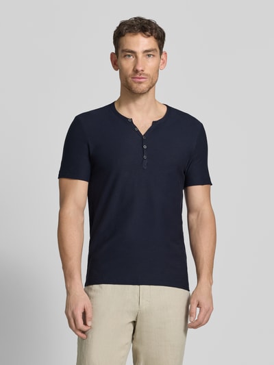 MCNEAL T-Shirt mit V-Ausschnitt und Knopfleiste Dunkelblau 4