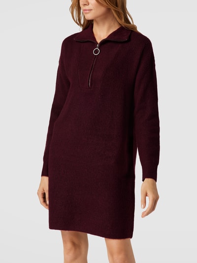 Noisy May Strickkleid mit kurzem Reißverschluss Modell 'WALICE' Bordeaux 4