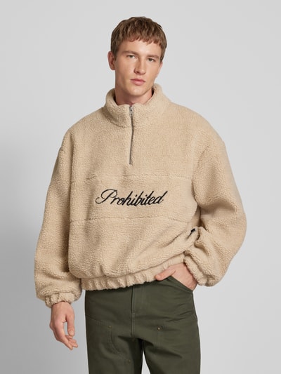 PROHIBITED Sweatshirt aus Teddyfell Modell 'Woodford' Beige 4